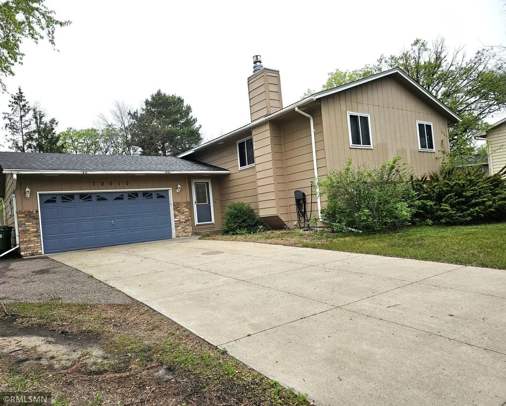 12010 Ilex Street Nw, Coon Rapids