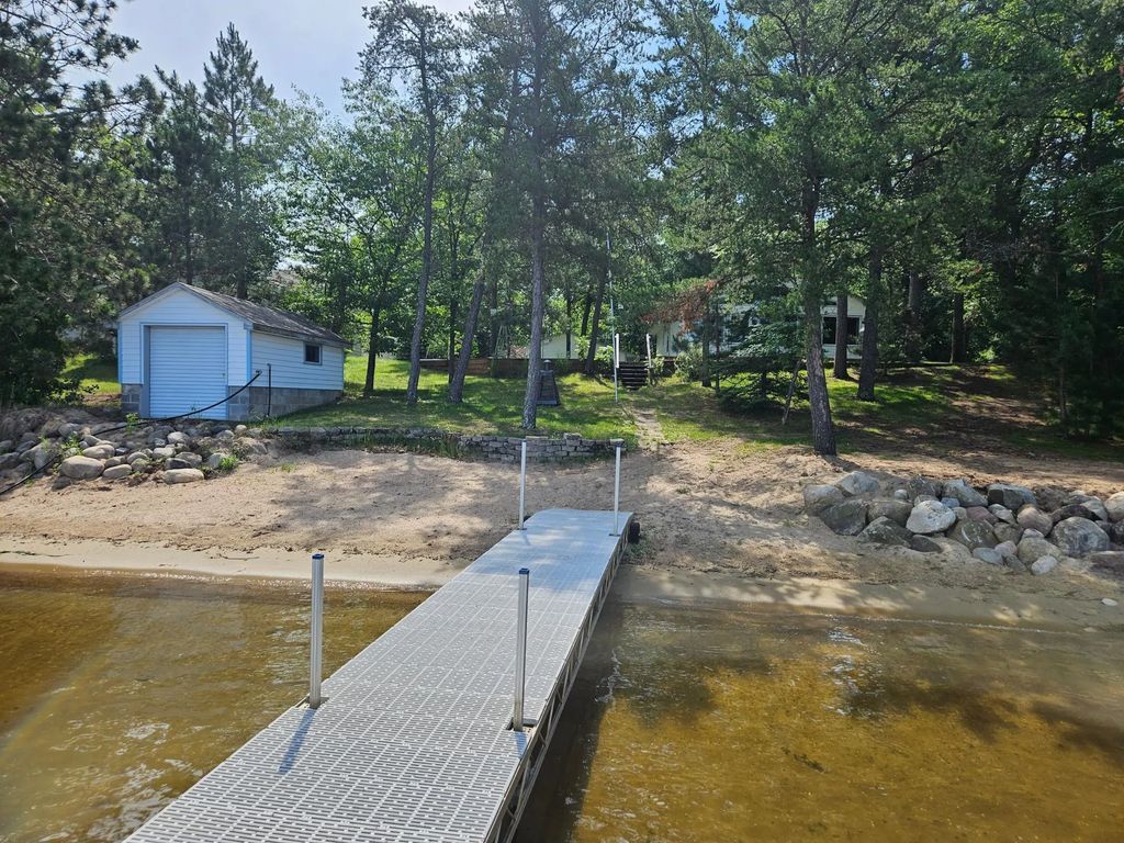 5471 Crow Wing Lake Road, Fort Ripley