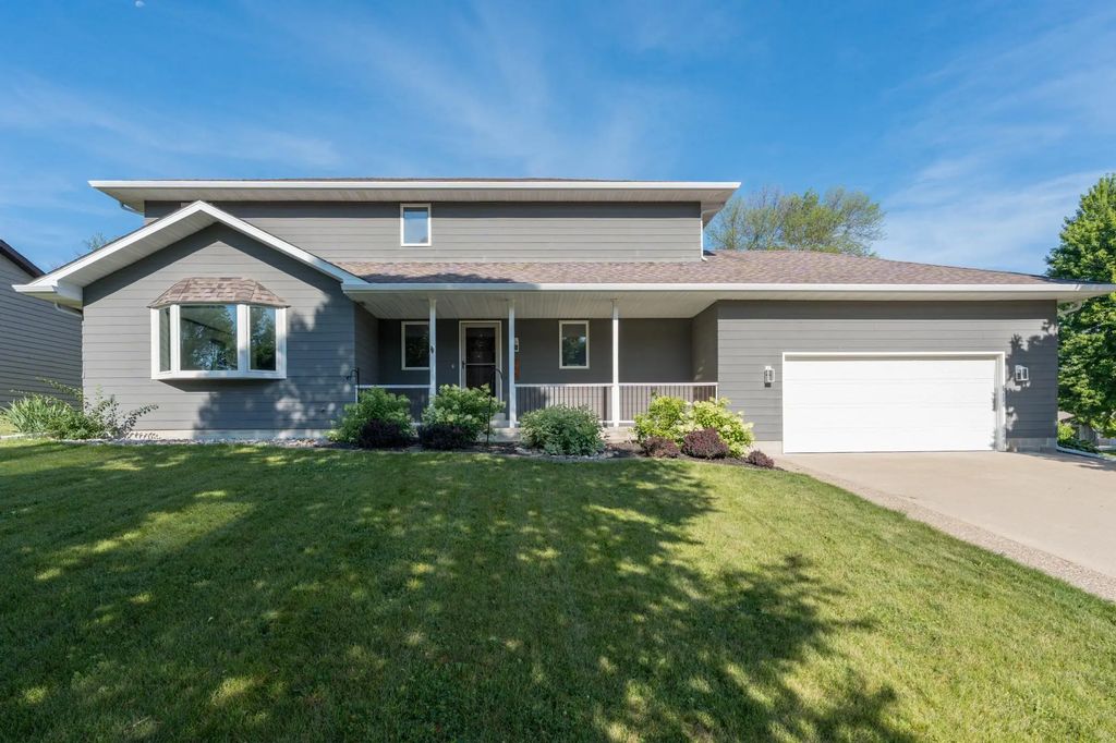 116 Piccadilly Avenue, Mankato