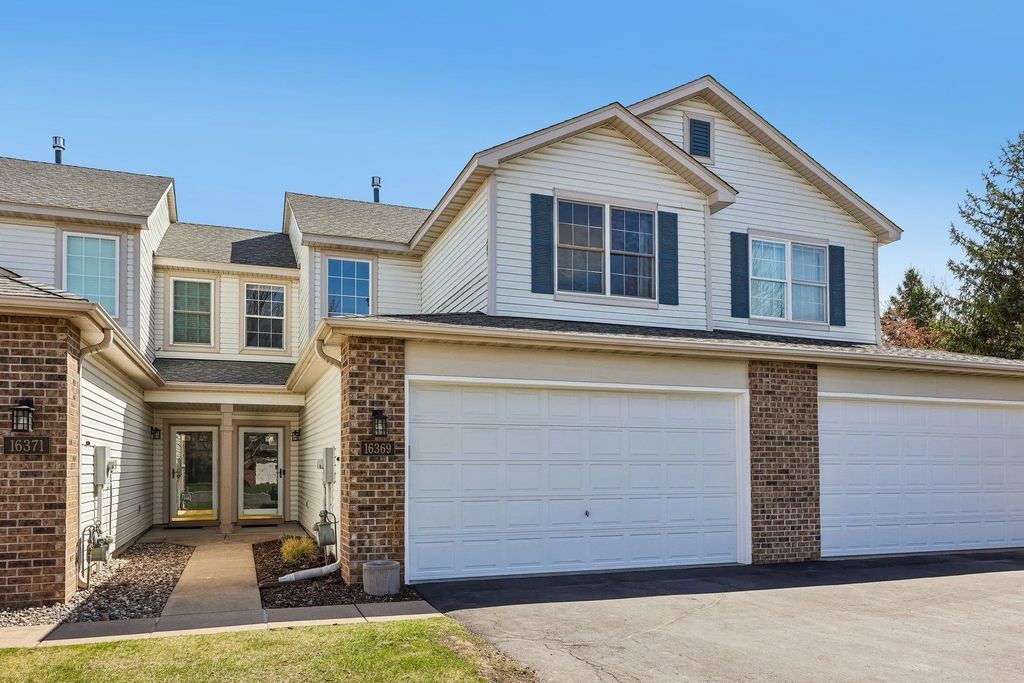 16369 Javari Court, Lakeville