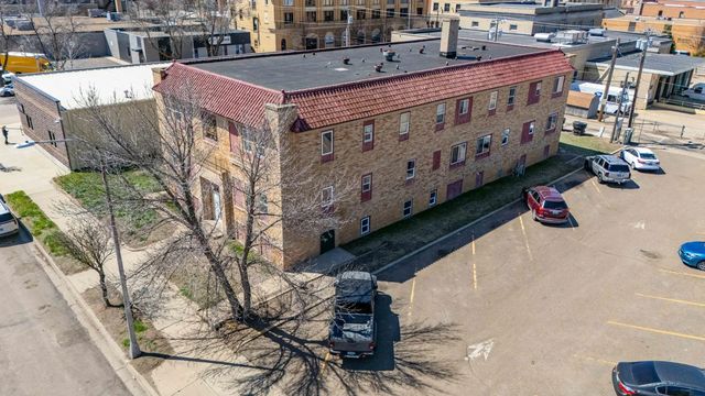 115 1st Ave E, Dickinson