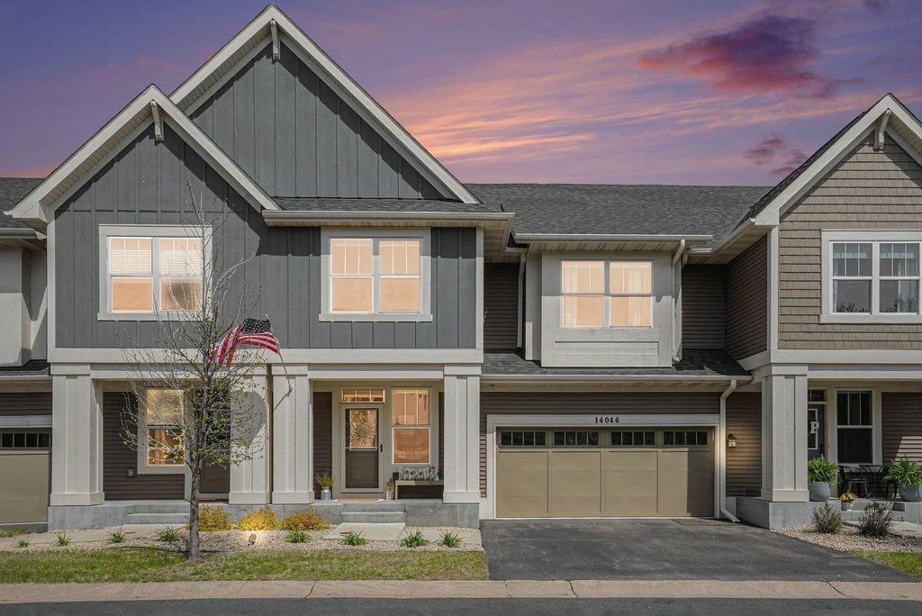 14046 Burgundy Avenue 9003, Rosemount