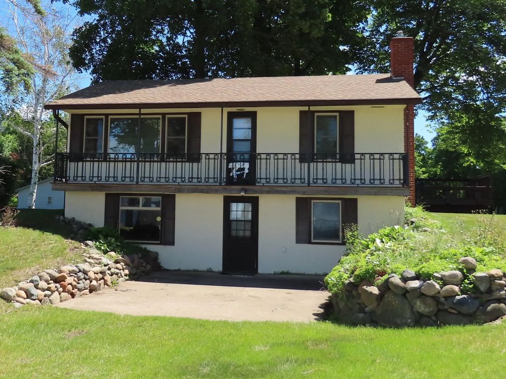 19177 328th Avenue, Isle