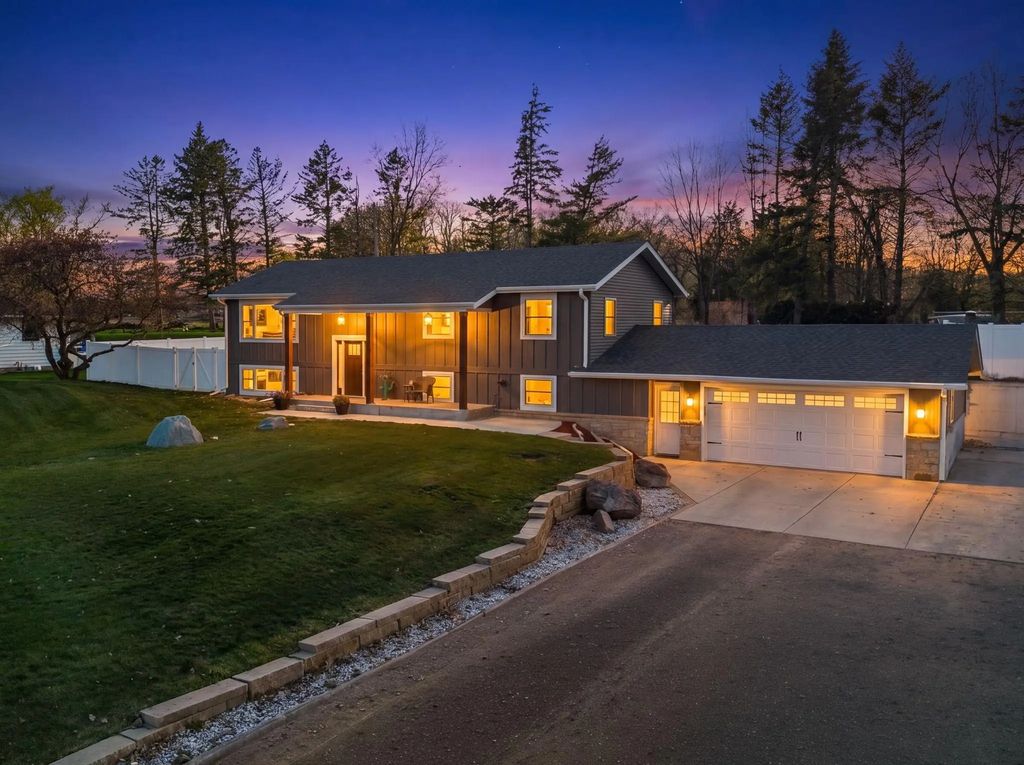 33366 Sibley Heights Lane, Le Sueur