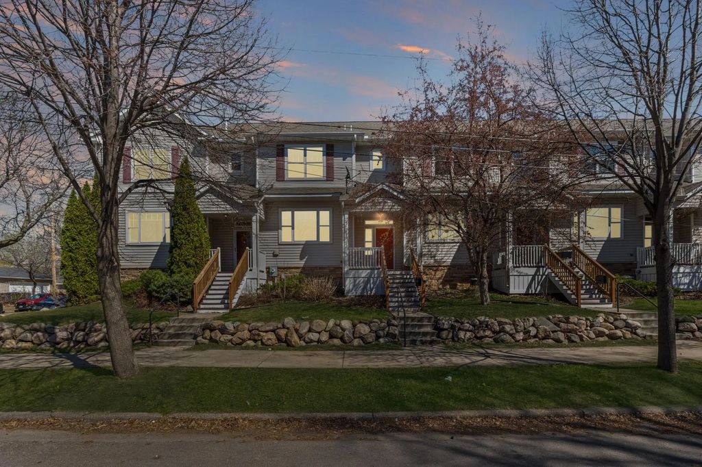 1823 3rd Street Ne, Minneapolis