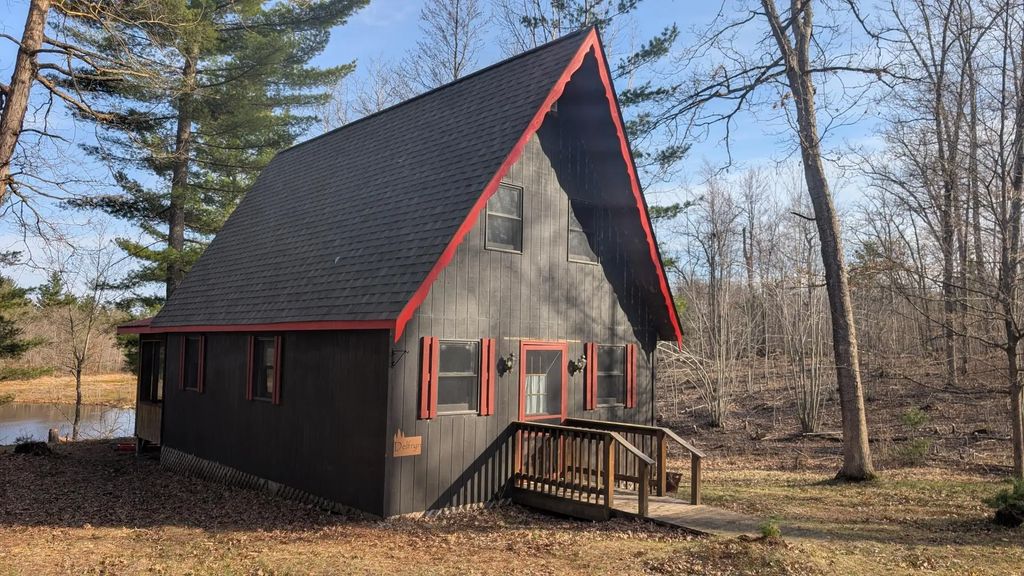 29228 Honkers Hollow, Danbury