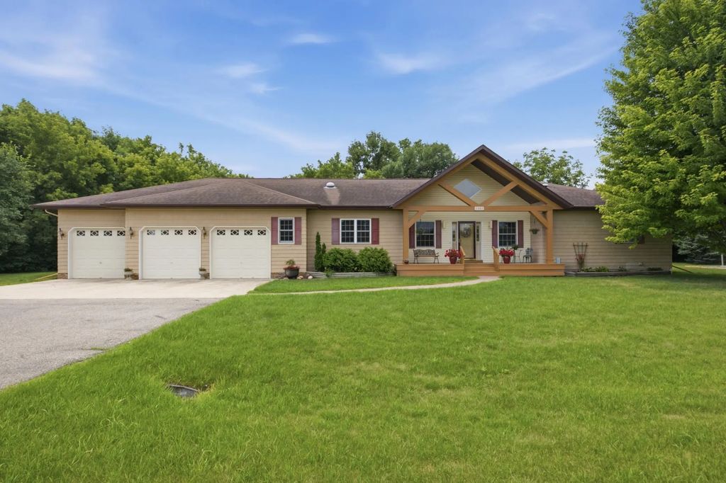2302 Ann Street, West Fargo