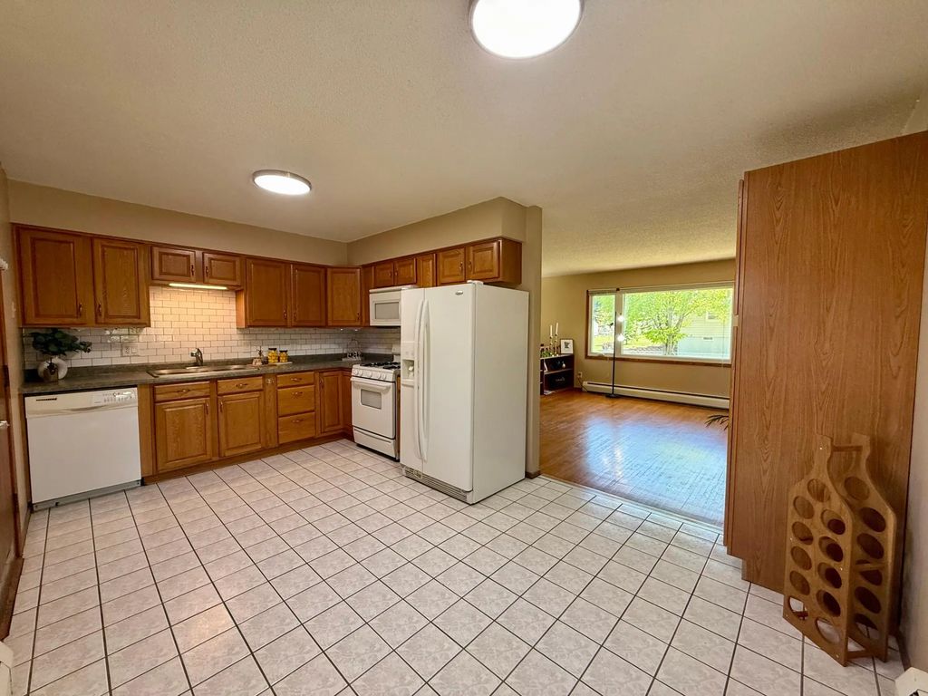 1621 40th Street Nw, Rochester