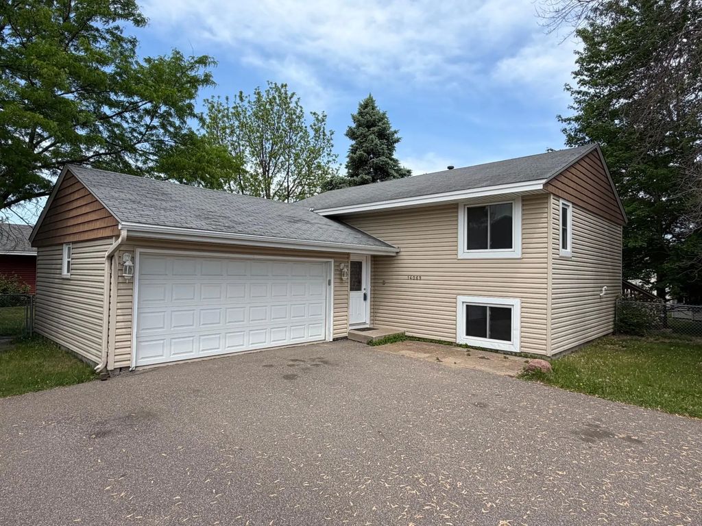 14069 Dysprosium Street Nw, Ramsey