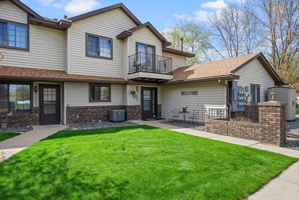1221 Bradford Street Se, Hutchinson