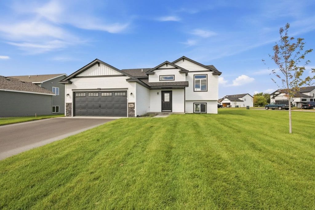 108 Cedar Street Se, Kimball