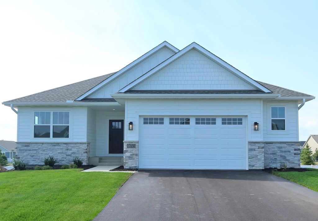 17838 Hamburg Avenue, Lakeville