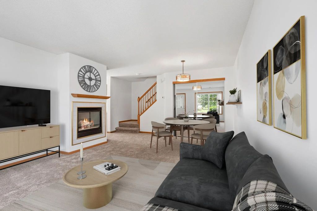 6276 158th Street W, Apple Valley