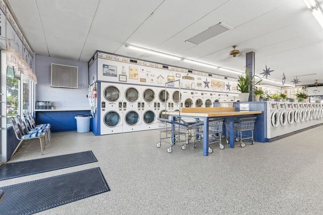 363 N Knowles Avenue, New Richmond