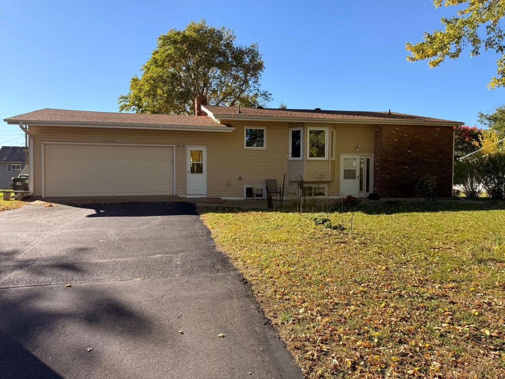 8534 195th Street W, Lakeville