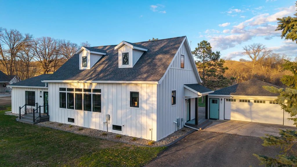109 N 3rd Street, Fort Ransom