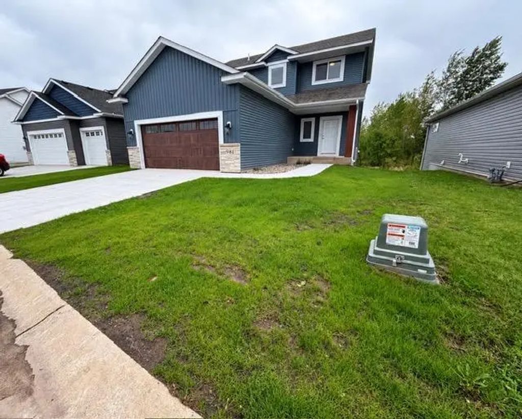 981 45th Avenue Ne, Saint Cloud