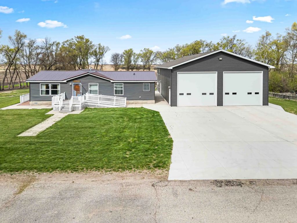 137 Roosevelt Street, Cayuga