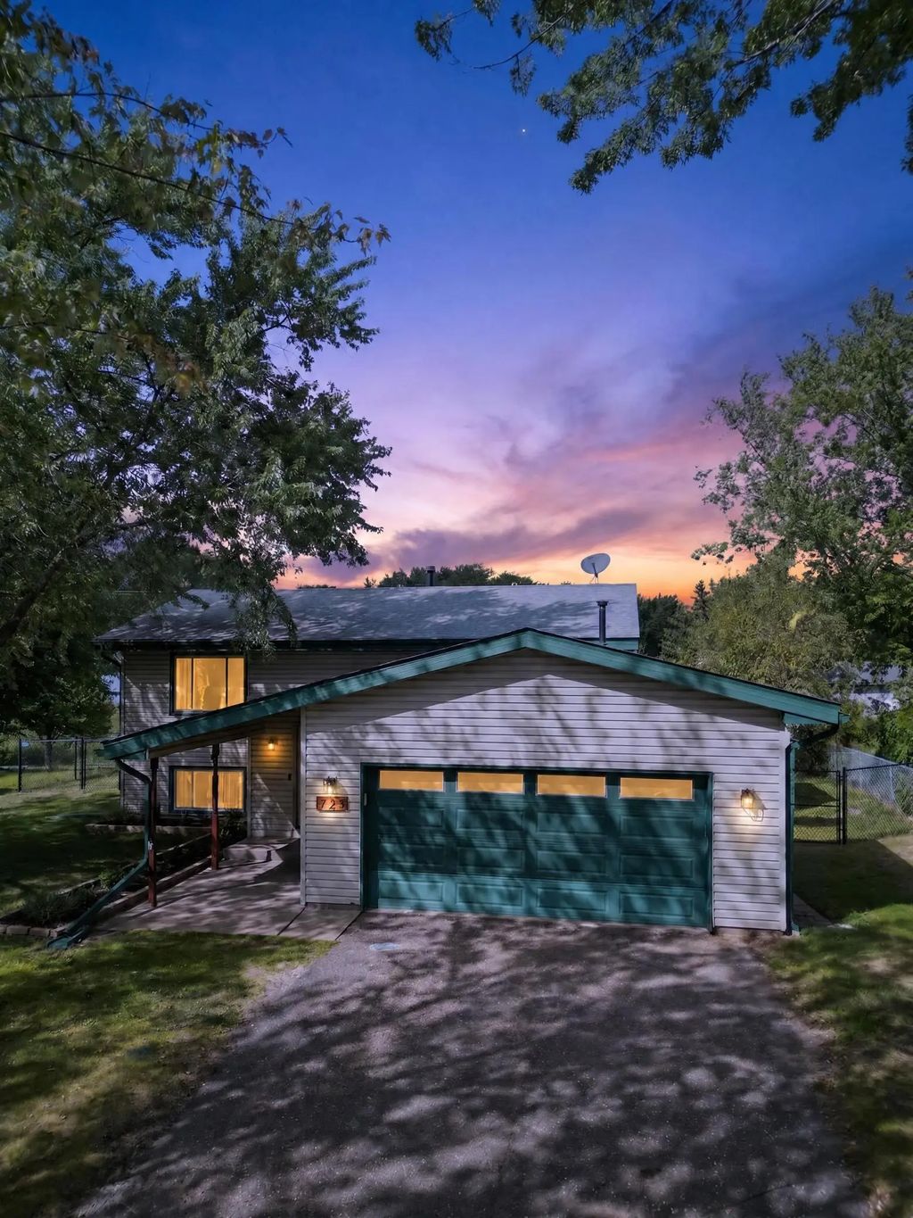 771 127th Avenue Ne, Blaine
