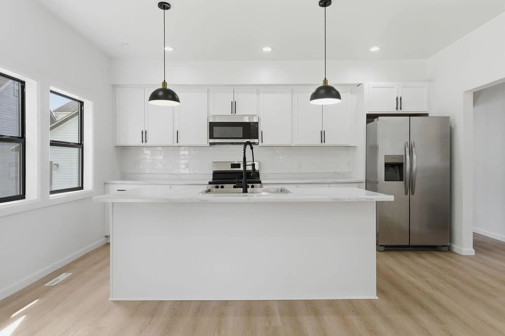 611 3rd Street Nw, Austin