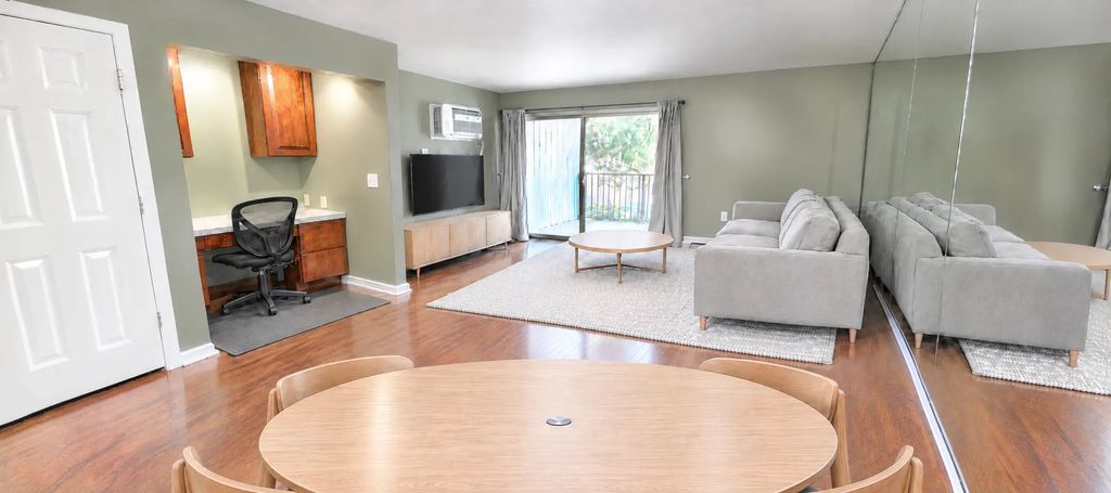 12930 Nicollet Avenue 202, Burnsville
