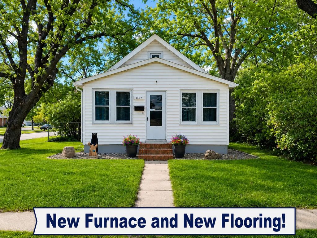 1622 S 11th Avenue S, Fargo