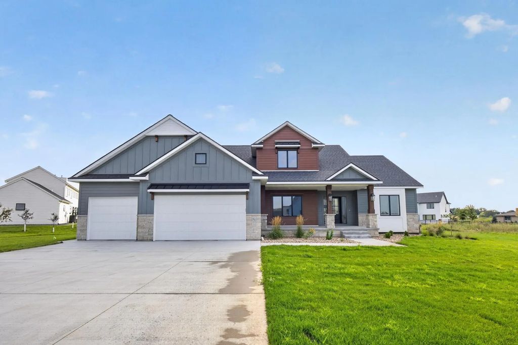 2762 Mayo Prairie Lane Sw, Rochester