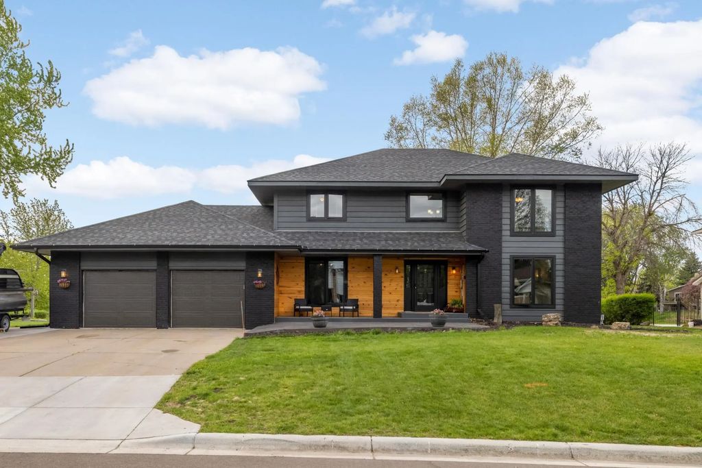 1840 Brittany Road, Hastings