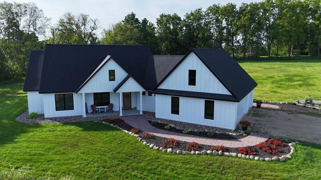 9016 County Road 3 Nw, Oronoco