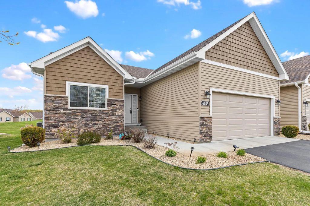 6023 Iris Lane, Rockford