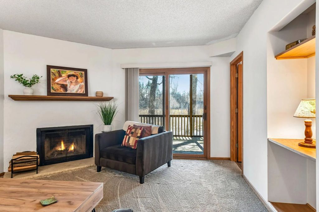 5542 Rowland Road, Hopkins