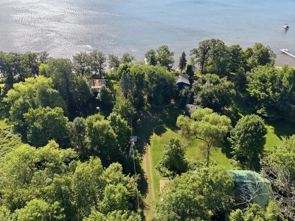 21504 Pike Avenue, Aitkin