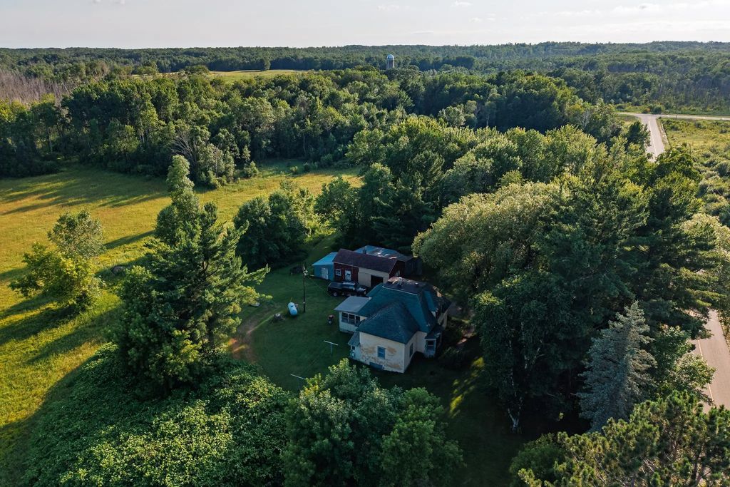 18467 Vineland Road, Onamia