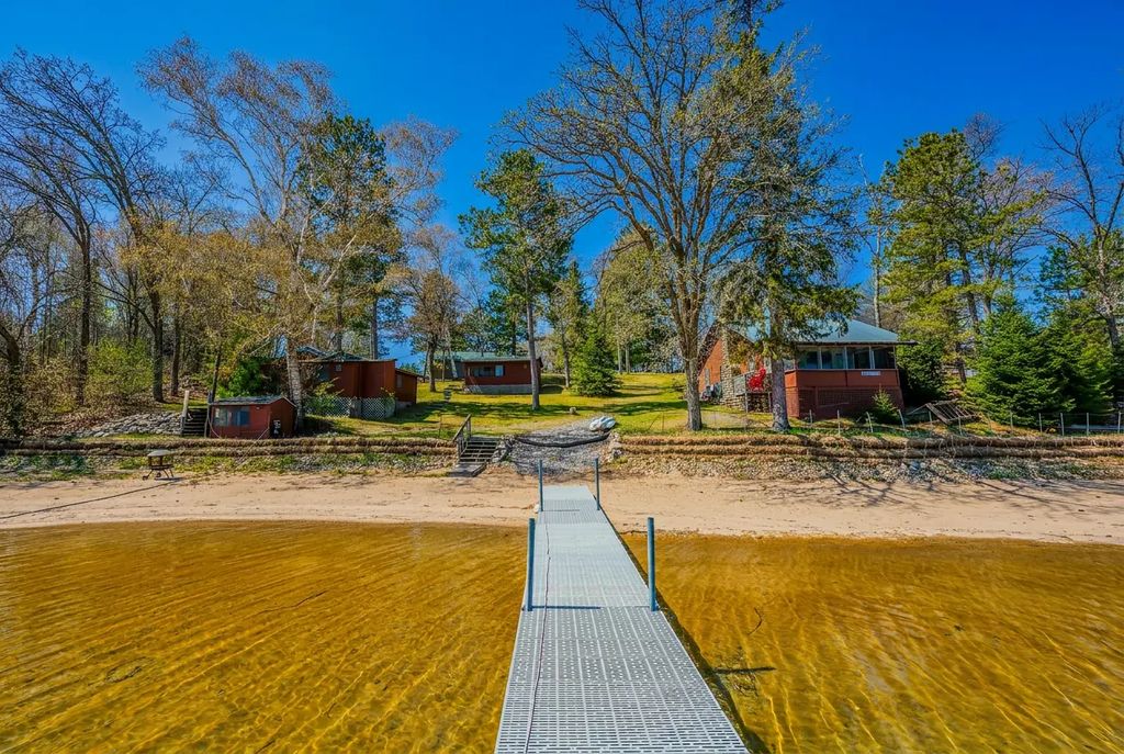 21622 County 80, Nevis