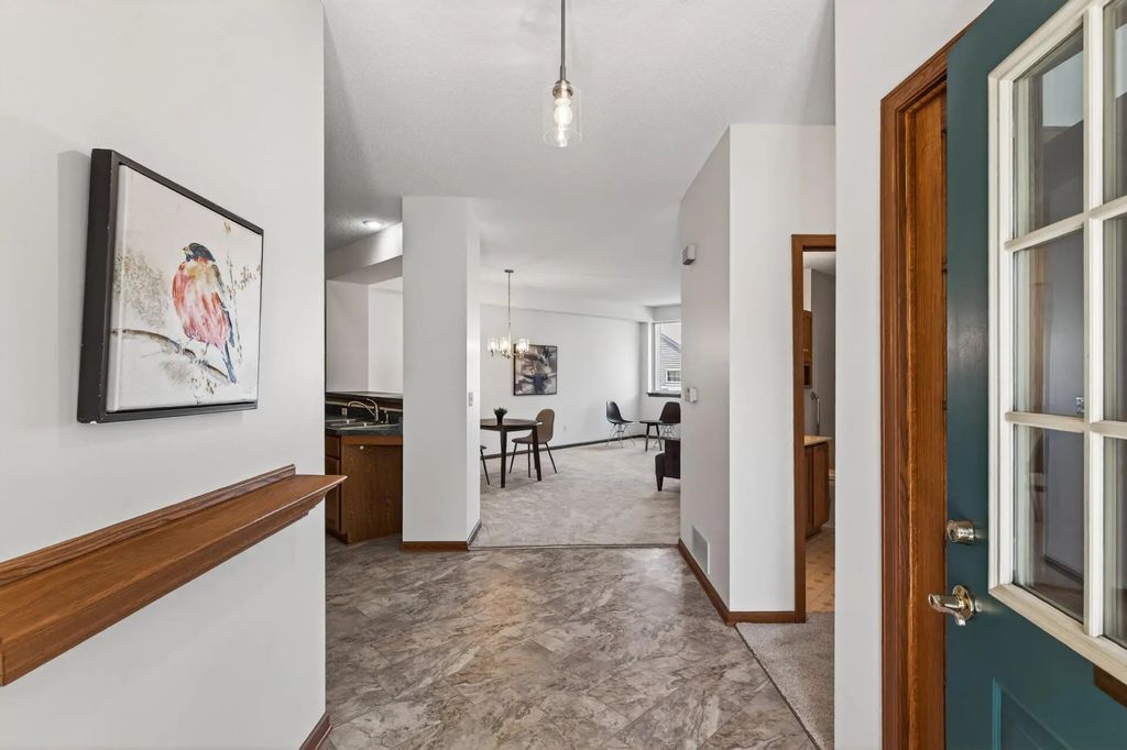 2162 Water Lilly Lane 1002, Eagan