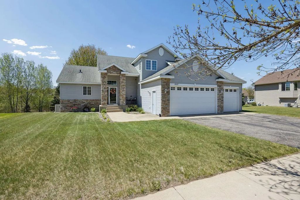 3007 Crescent Ridge Trail, Saint Cloud