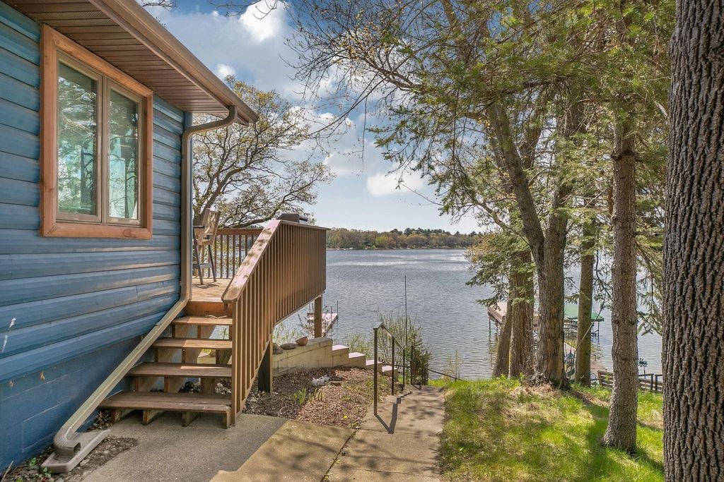11745 42nd Street Se, Clear Lake