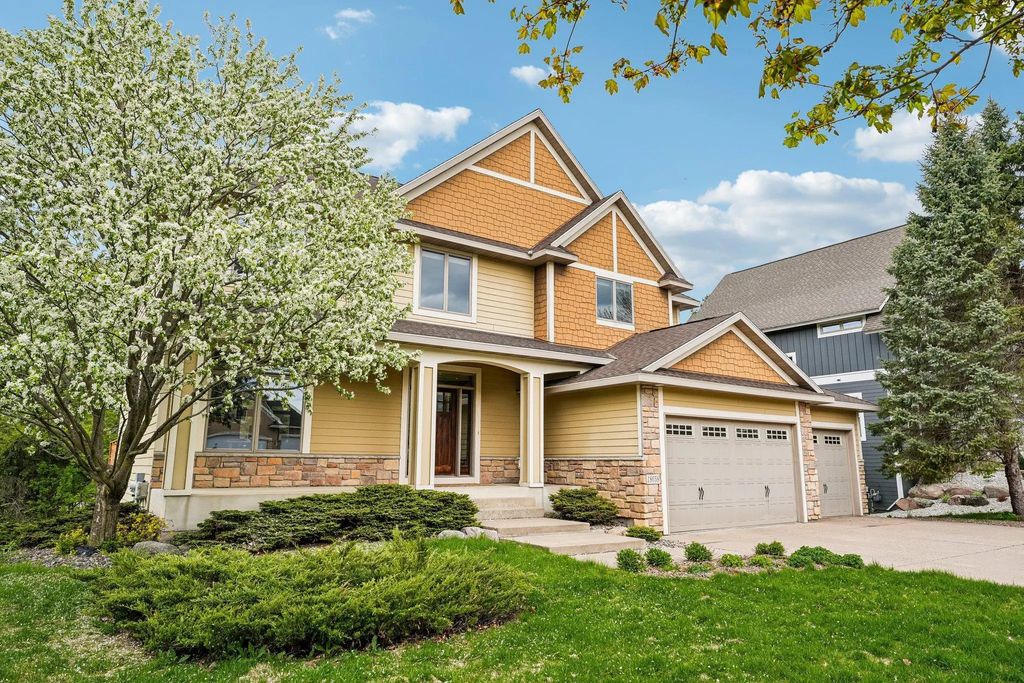 18658 Ponderosa Court, Eden Prairie