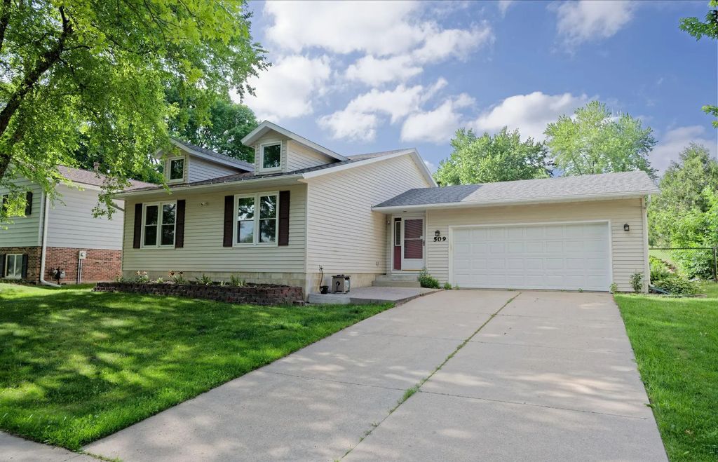 509 Meadow Run Drive Sw, Rochester