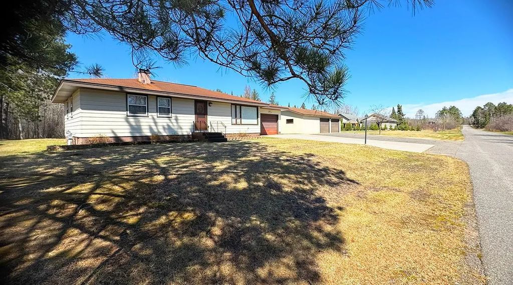 4331 Golf Course Road, Eveleth