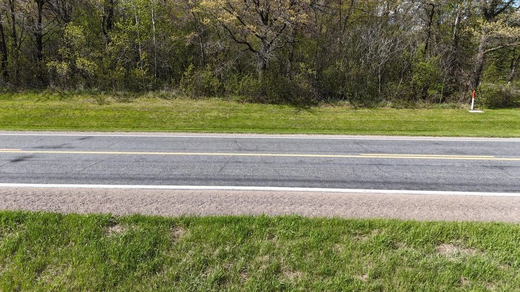 Cty Rd G, Emerald