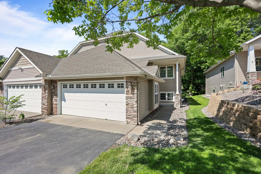 6030 Boulder Ridge Drive, Rockford