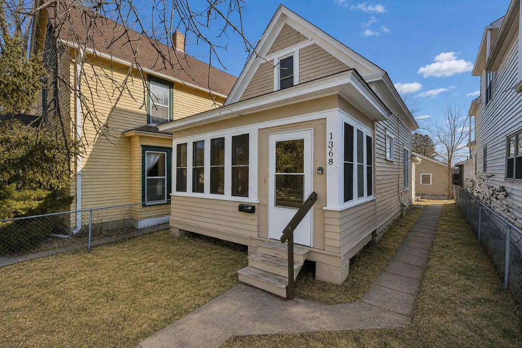 1368 Payne Avenue, Saint Paul