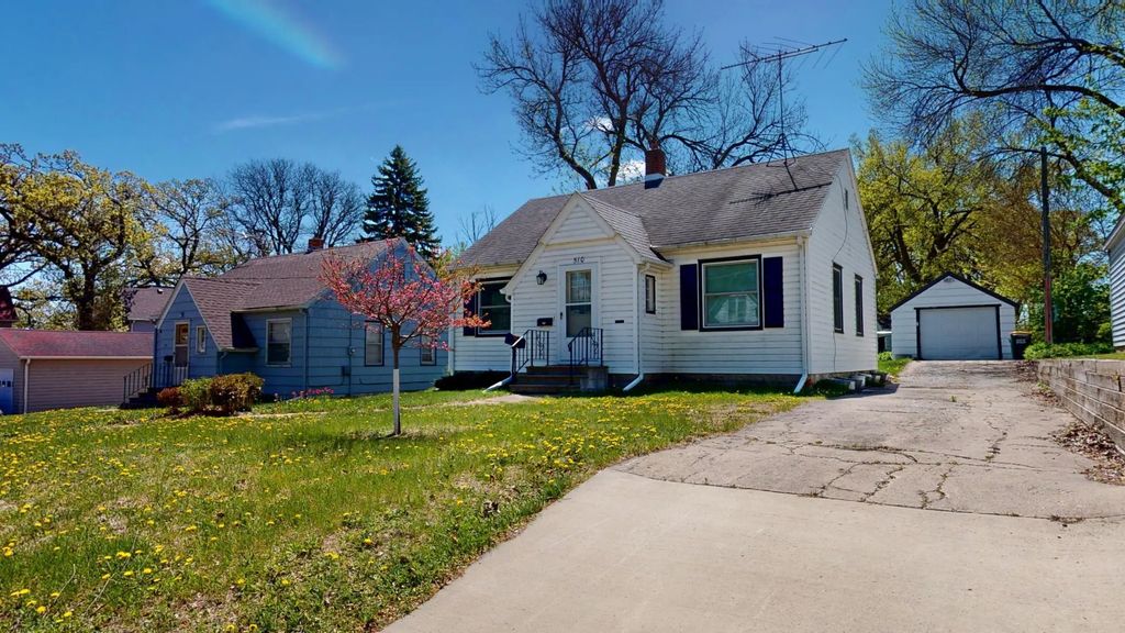 510 Johnson Street, Albert Lea