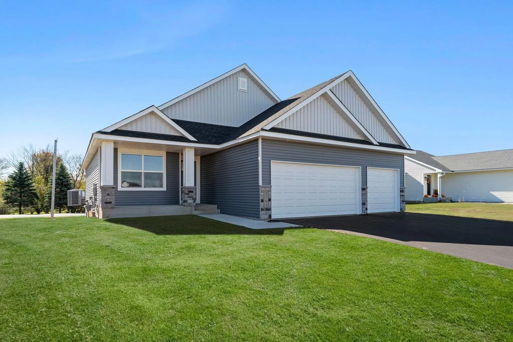 2702 Rushmore Road, Hastings