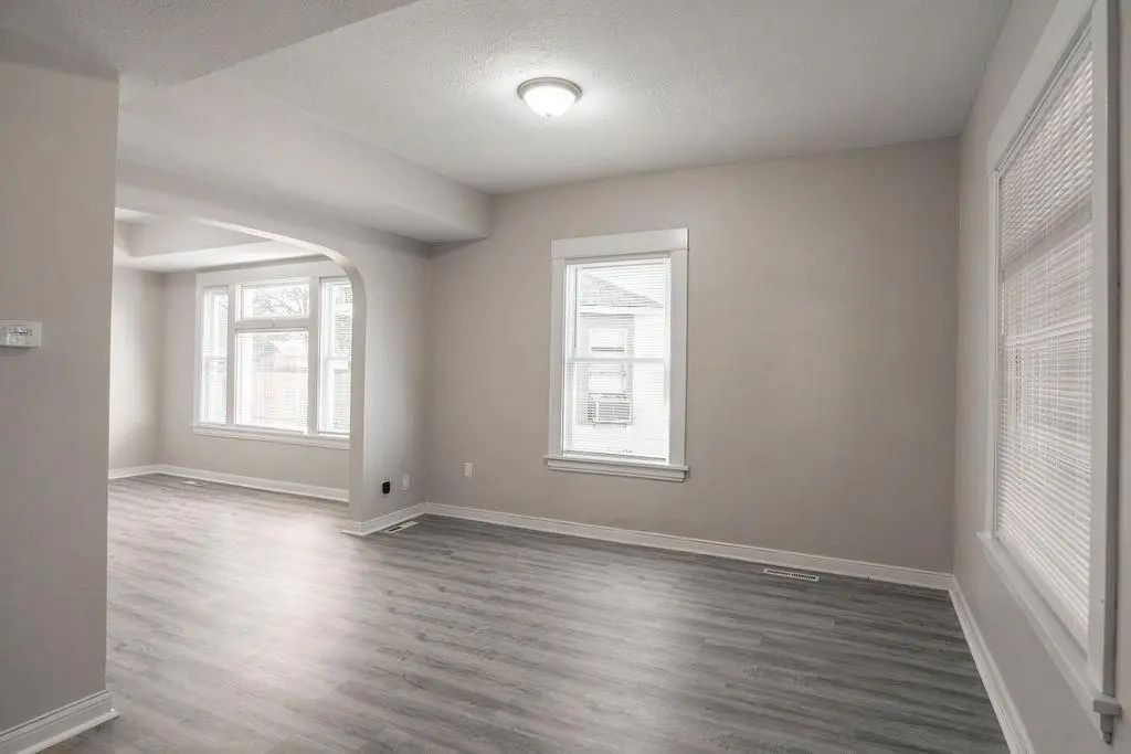 1606 Concordia Avenue, Saint Paul
