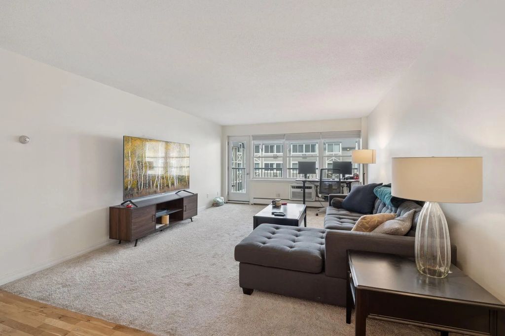 3150 Excelsior Boulevard 207, Minneapolis