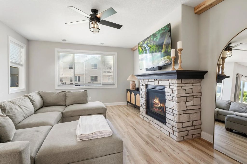 1520 Southpoint Drive, Hudson
