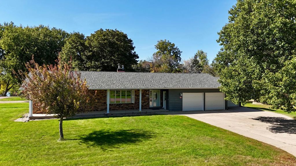615 Lake Avenue E, Fulda