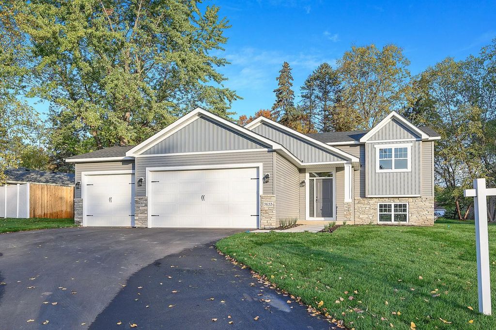 N Enchanted Drive Nw, Andover